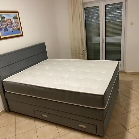 Apartman Lucic -