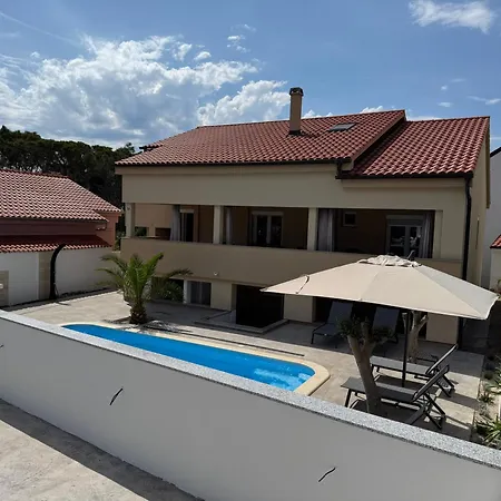 Kuca Za Odmor Lucic - - Zadar Apartman
