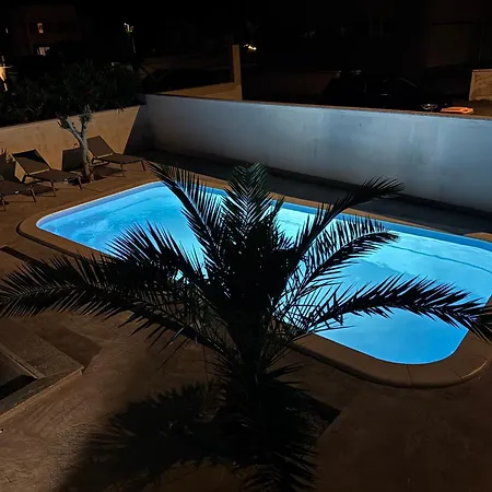 Apartman Kuca Za Odmor Lucic - - Zadar